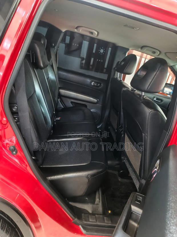 Nissan X-Trail 2012 Red