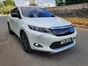 Toyota Harrier 2.0 2015 White for sale