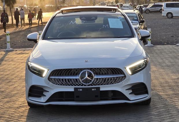 Mercedes-Benz A-Class 2019 White