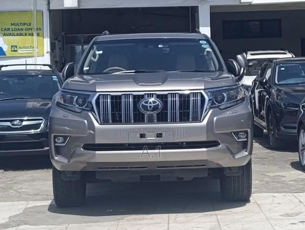 Toyota Land Cruiser Prado 2.8 2018 Brown