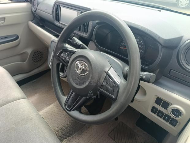 Toyota Passo 2019 Beige