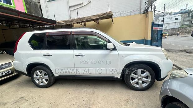 Nissan X-Trail 2010 White
