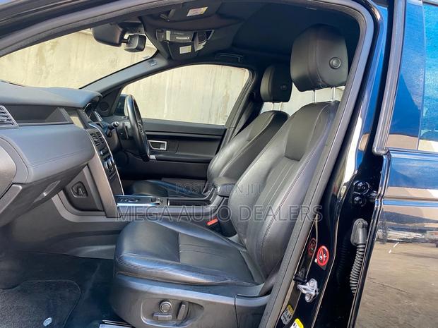 Land Rover Discovery Sport 2018 Black