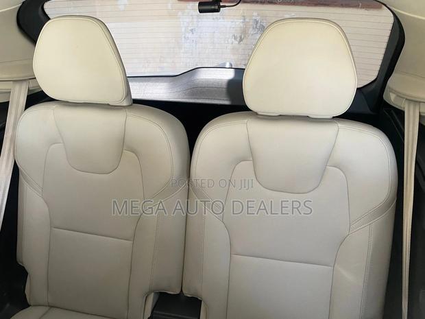 Volvo XC90 2019 Blue