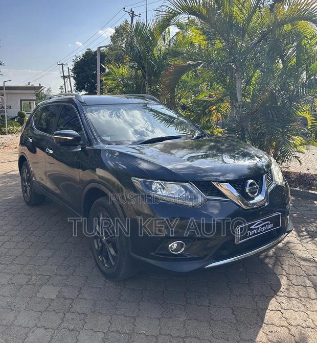 Nissan X-Trail 2.0 Petrol FWD 2016 Black