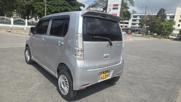 Suzuki Wagon R 2016 Silver