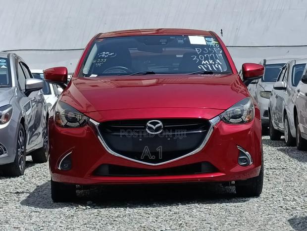 Mazda Demio 2018 Maroon