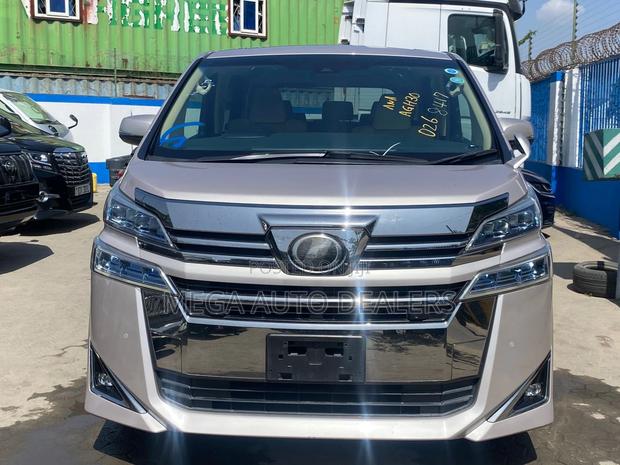 Toyota Vellfire 2018