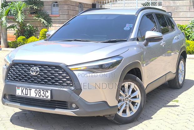 Toyota Corolla Cross 2024 Gray