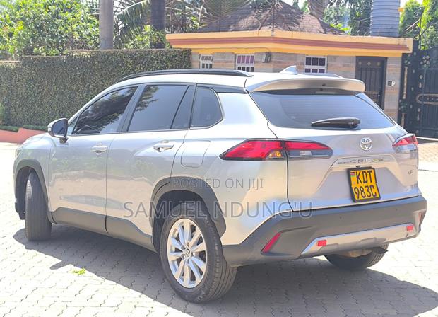 Toyota Corolla Cross 2024 Gray