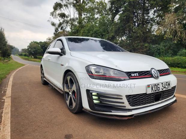 Volkswagen Golf 2014 White