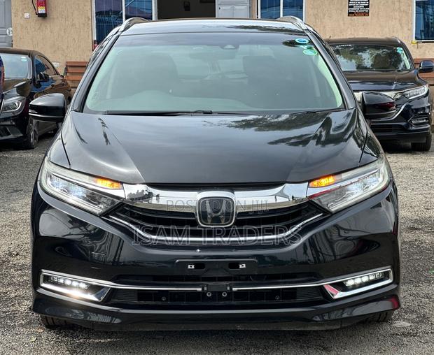 Honda Shuttle 1.5 Hybrid 2WD 2019 Black