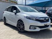 Honda Fit Shuttle 2018 White for sale