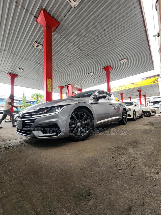 Volkswagen Arteon 2.0T SE AWD 4MOTION 2019 Gray