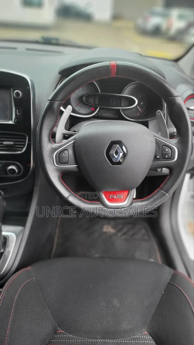 Renault Clio 2018 White