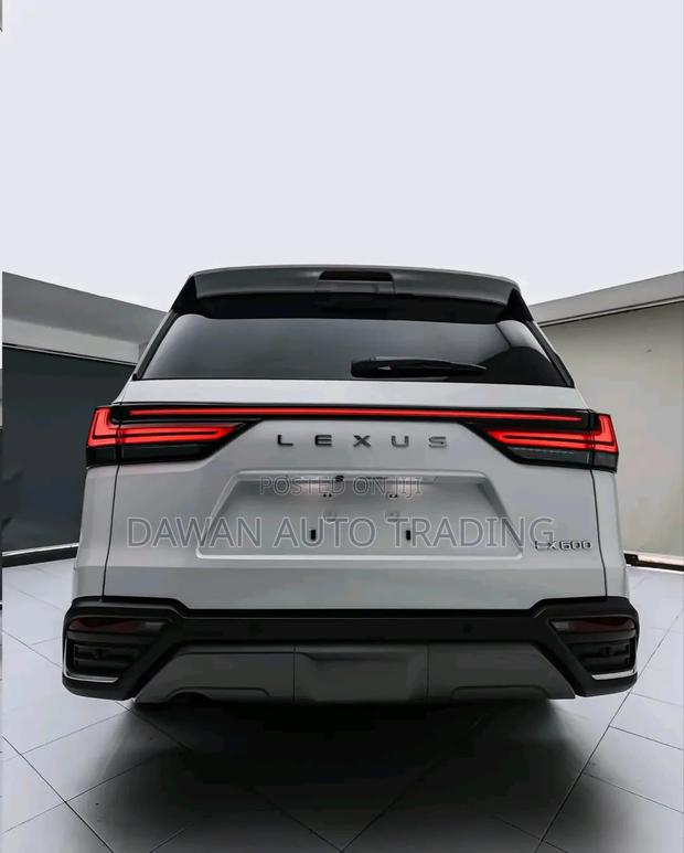 Lexus LX LX 600 2022 White