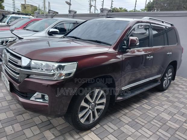 Toyota Land Cruiser 2017 Maroon