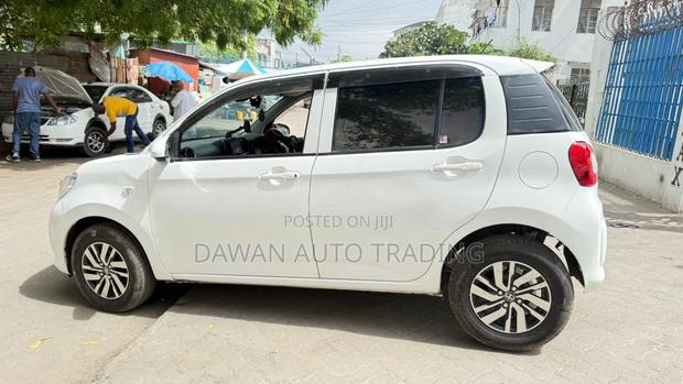 Toyota Passo 2016 White