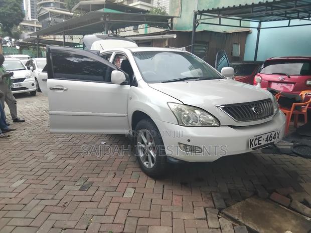 Toyota Harrier 240G 2009 White