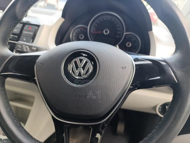 Volkswagen Up 2018 Blue