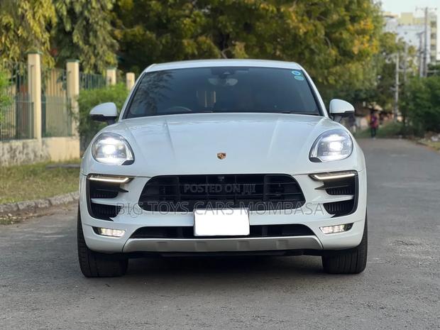 Porsche Macan 2018 White