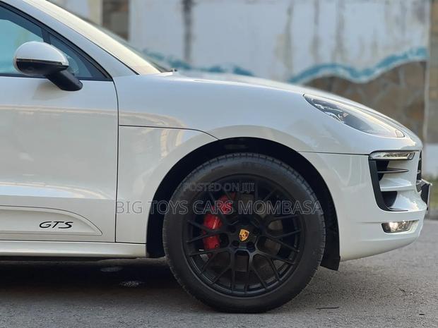 Porsche Macan 2018 White