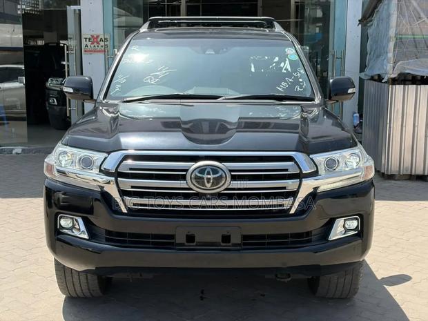 Toyota Land Cruiser 4.5 V8 TD 2019 Black