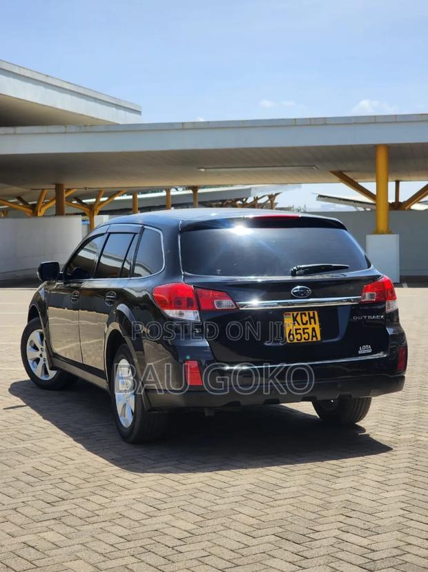 Subaru Outback 2.5 2009 Black