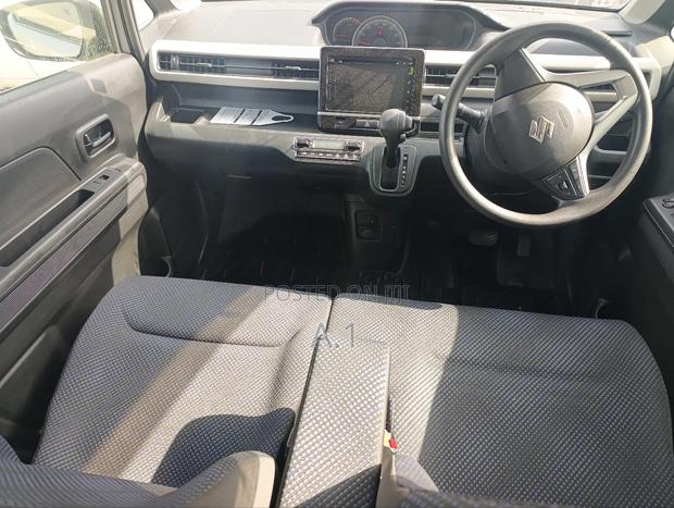 Suzuki Wagon R 2018 Silver