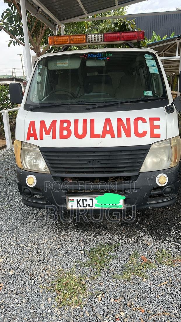 Nissan Caravan 2009 White
