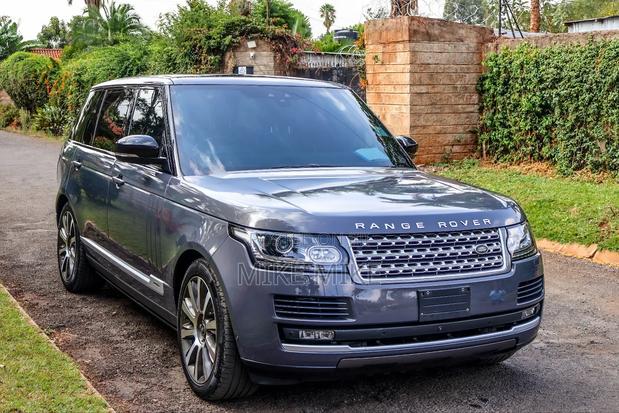Land Rover Range Rover Vogue 2018 Black