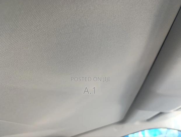 Land Rover Range Rover Evoque HSE 4x4 5-Door 2018 White