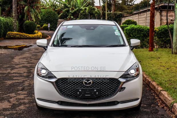 Mazda 2 2020 White