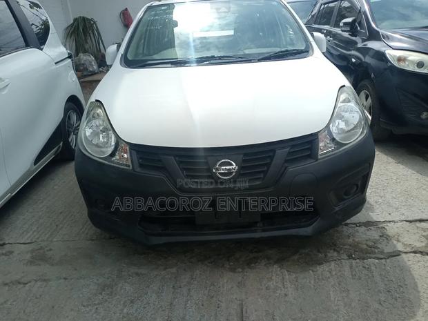 Nissan NV1500 2018 White