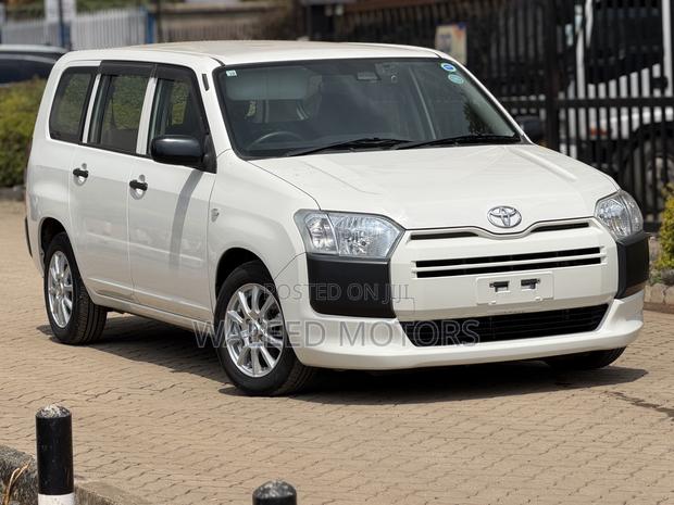 Toyota Succeed 2019 White