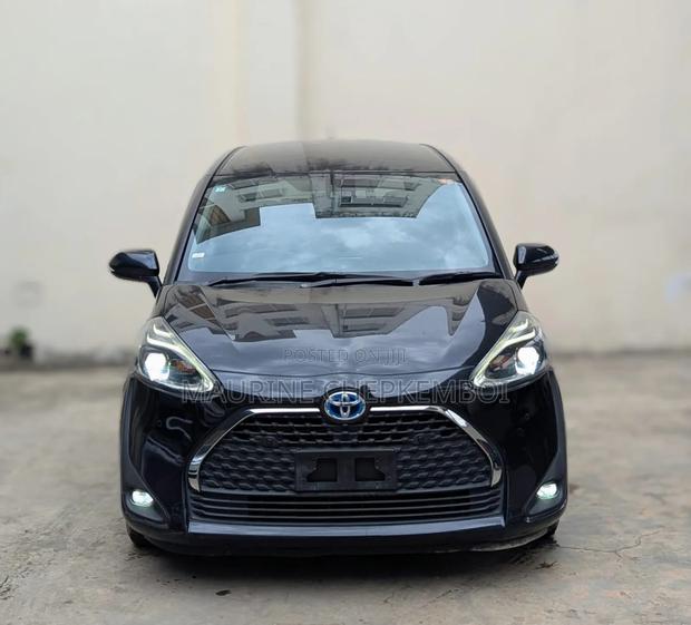 Toyota Sienta 2019 Black