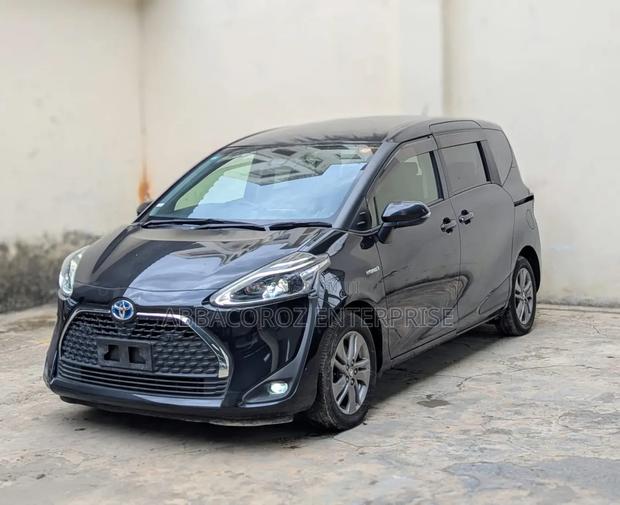 Toyota Sienta 2019 Black