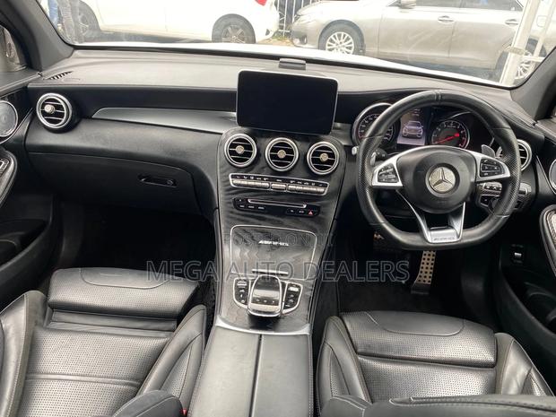 Mercedes-Benz GLC-Class 2019 White