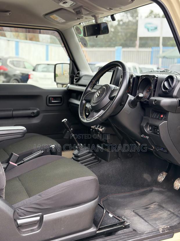 Suzuki Jimny 2019 Beige