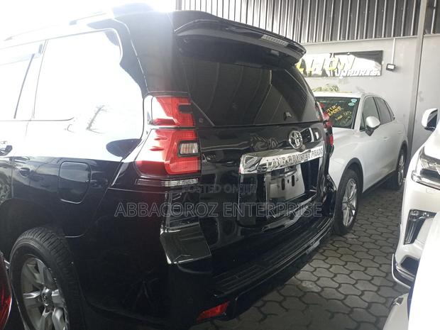 Toyota Land Cruiser Prado 2019 Black