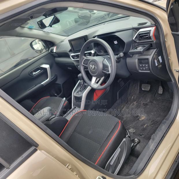 Toyota Raize 1.0 FWD 2020 Beige