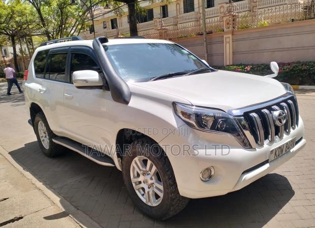 Toyota Land Cruiser Prado 2012 White