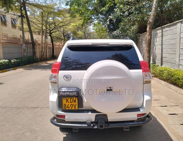 Toyota Land Cruiser Prado 2012 White