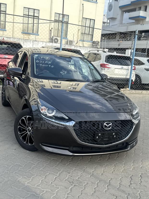 Mazda 2 2020 Gray