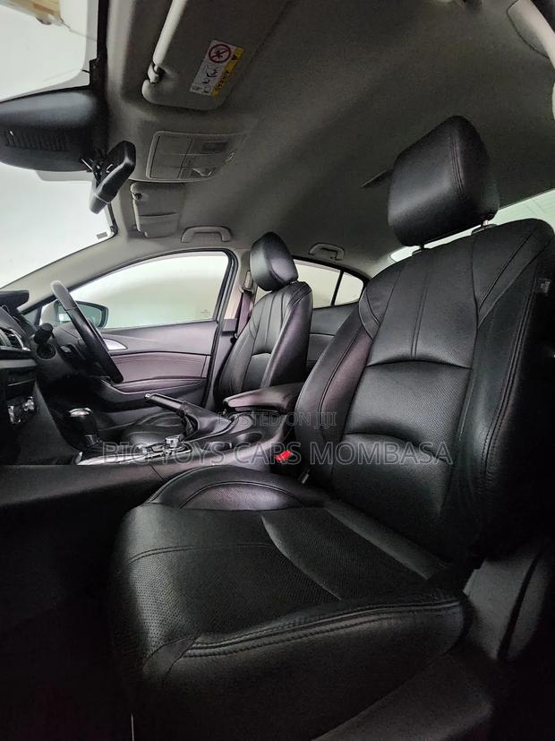 Mazda Axela 2018 Black
