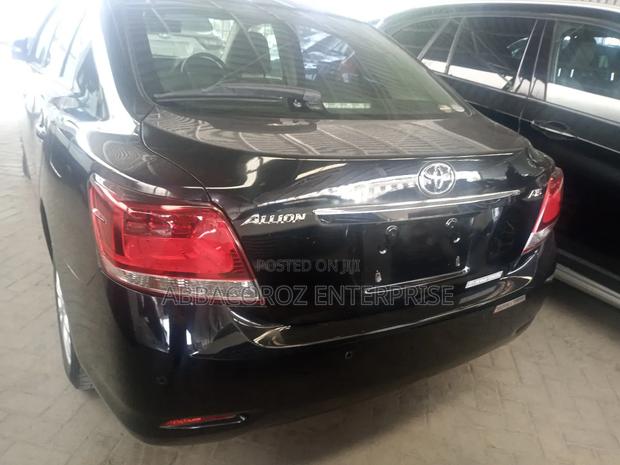 Toyota Allion 2018 Black
