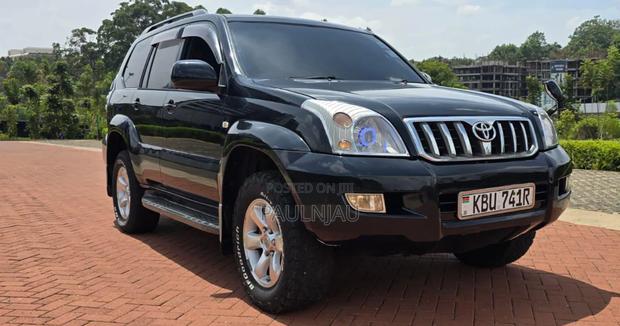 Toyota Land Cruiser Prado 2007 Black