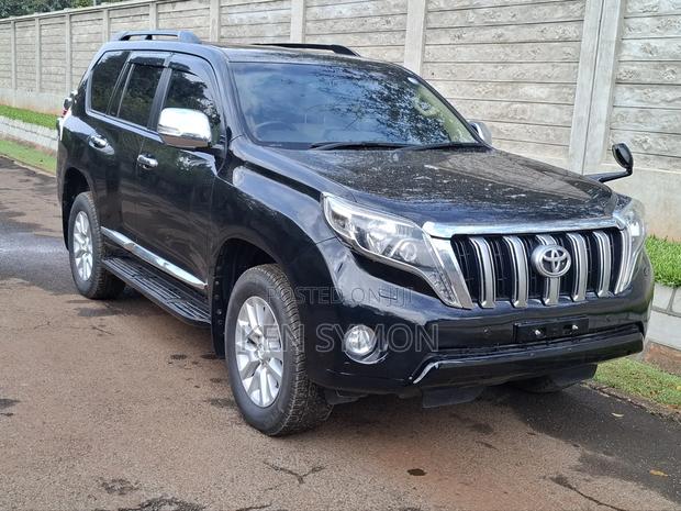 Toyota Land Cruiser Prado 2.8 2017 Black