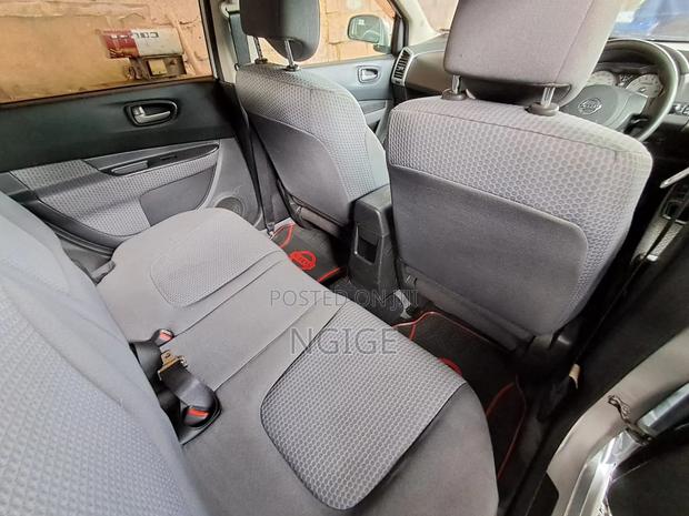 Nissan Wingroad 2008 Silver