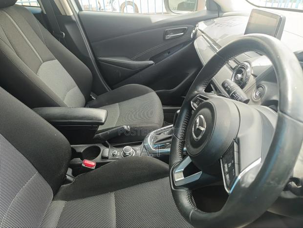 Mazda Demio 2019 Silver